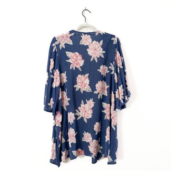 Andrée by UNIT Blue Floral Print Kimono with 3/4 Sleeves - Women’s Size Small - Picture 2 of 2